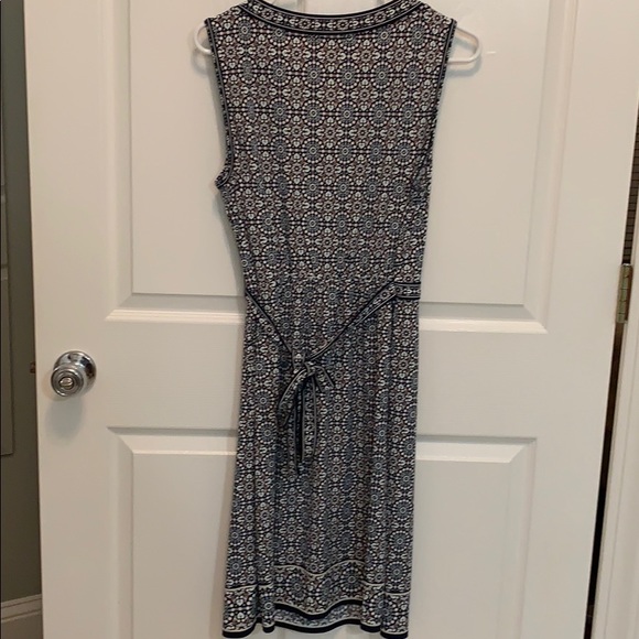 Max Studio sleeveless navy blue faux wrap dress - Picture 2 of 4